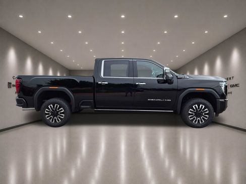 New 2026 GMC Sierra 2500 Denali Ultimate AWD/4WD image 13