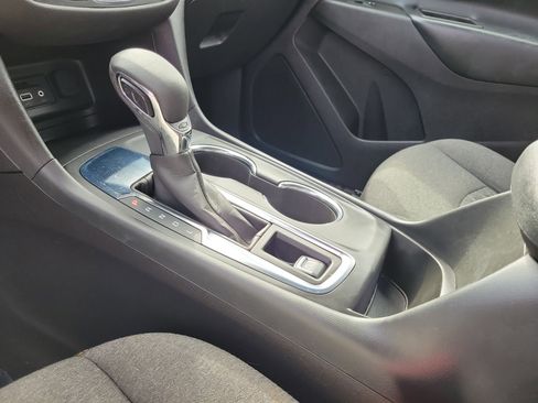 Used 2024 Chevrolet Equinox LT image 29