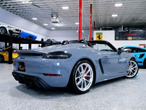 Used 2023 Porsche 718 Boxster Spyder image 12