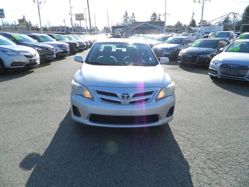 Used 2013 Toyota Corolla L image 3