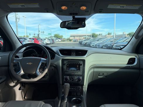 Used 2017 Chevrolet Traverse Premier image 20