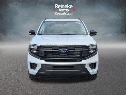 New 2026 Ford Expedition Active image 2