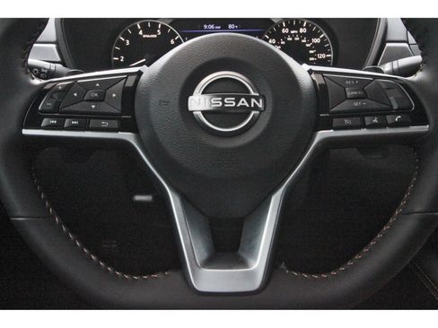 Certified 2025 Nissan Altima 2.5 SR FWD image 17