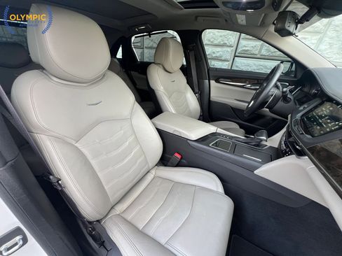 Used 2016 Cadillac CT6 Luxury image 41