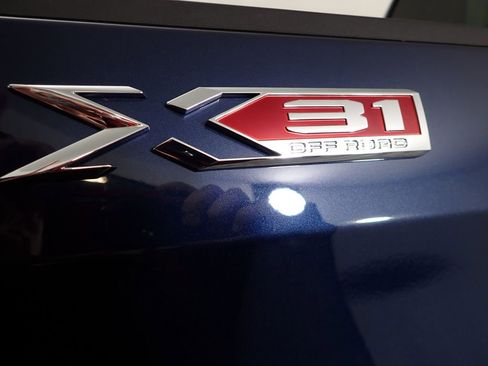 Used 2023 GMC Sierra 1500 SLT w/ SLT Premium Package image 20