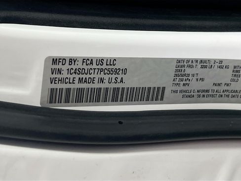 Used 2023 Dodge Durango R/T AWD/4WD image 34