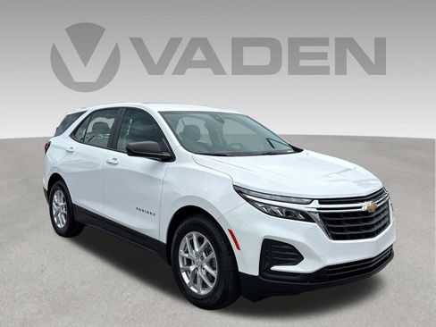 Used 2023 Chevrolet Equinox LS FWD image 35