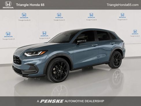Used 2023 Honda HR-V Sport image 1