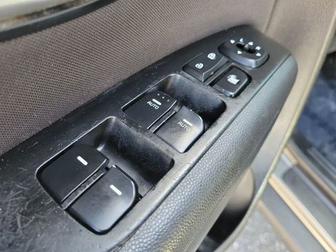 Used 2016 Kia Soul + image 23