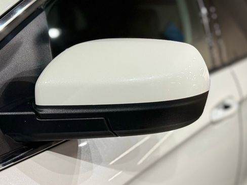 Used 2022 Ford Edge SEL w/ Convenience Package image 16