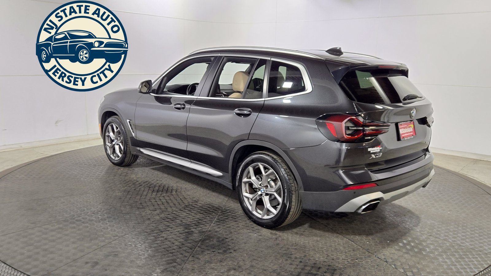 Used 2022 BMW X3 xDrive30i w/ Premium Package 2 AWD/4WD image 5
