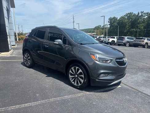 Used 2017 Buick Encore Essence FWD image 5