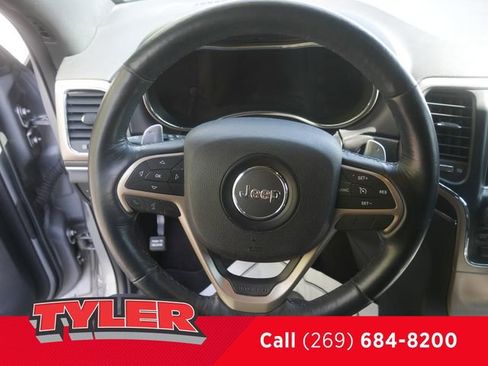 Used 2015 Jeep Grand Cherokee Limited w/ Trailer Tow Group IV AWD/4WD image 28