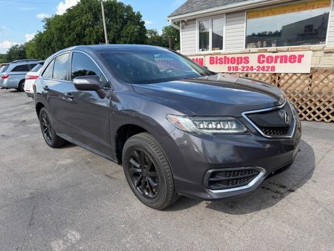 Used 2017 Acura RDX FWD image 2