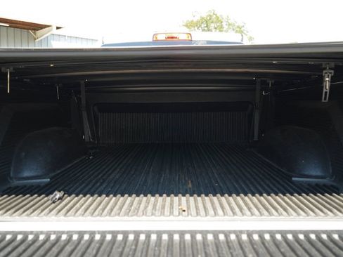 Used 2016 RAM 1500 Express RWD image 15
