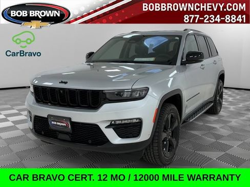 Used 2023 Jeep Grand Cherokee Limited AWD/4WD image 1