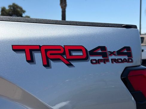 New 2026 Toyota Tundra Limited AWD/4WD image 14