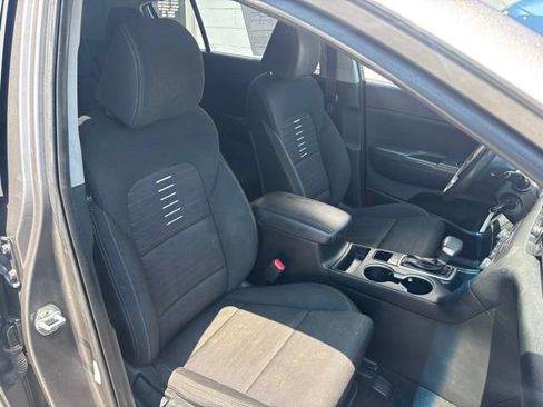 Used 2018 Kia Sportage LX FWD image 7