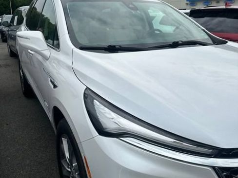 Used 2023 Buick Enclave Avenir w/ Avenir Technology Package AWD/4WD image 7