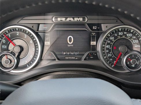 Used 2022 RAM 1500 Big Horn AWD/4WD image 33
