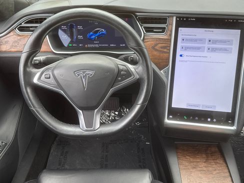 Used 2017 Tesla Model S 75 image 14