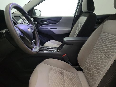 Used 2019 Chevrolet Equinox LS w/ LS Convenience Package FWD image 17