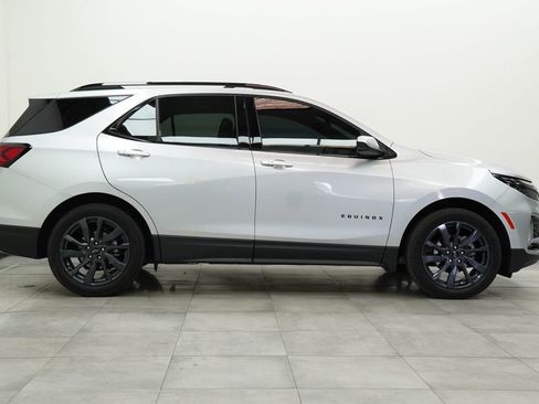 Used 2022 Chevrolet Equinox RS FWD image 10