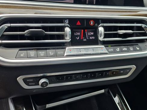 Used 2019 BMW X5 xDrive40i w/ Premium Package 2 AWD/4WD image 28
