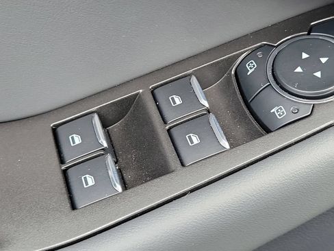 Used 2026 Ford Explorer Active RWD image 27
