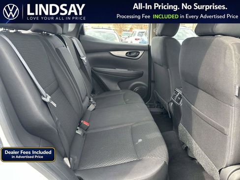 Used 2018 Nissan Rogue Sport S FWD image 13