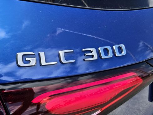 New 2025 Mercedes-Benz GLC 300 image 30