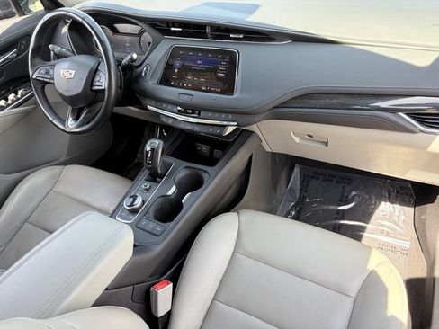 Used 2019 Cadillac XT4 Premium Luxury FWD image 20