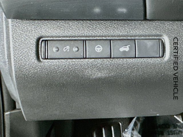 Certified 2025 Nissan Pathfinder SL AWD/4WD image 12