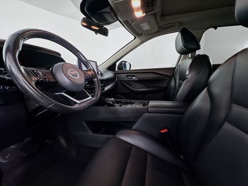 Used 2021 Nissan Rogue SV w/ Premium Package image 21