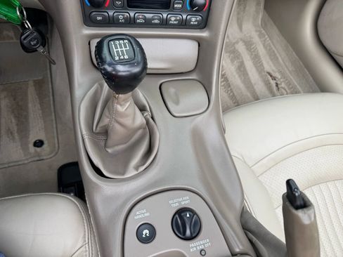 Used 2003 Chevrolet Corvette Convertible w/ Preferred Equipment Group1 image 31