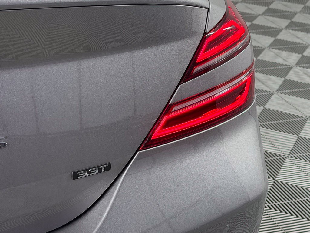 Used 2026 Genesis G70 3.3T Sport Prestige RWD image 9