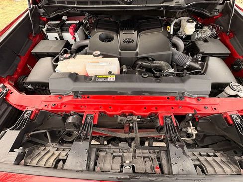 Used 2023 Toyota Tundra SR5 AWD/4WD image 36