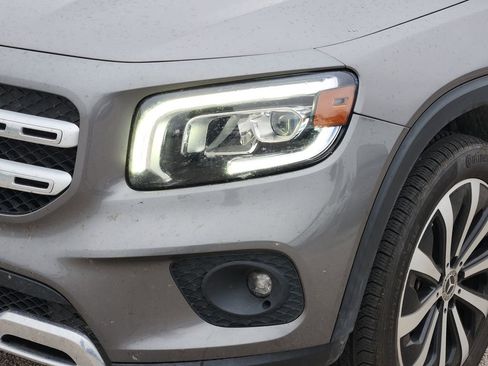 Used 2022 Mercedes-Benz GLB 250 image 5