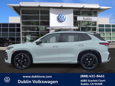New 2026 Volkswagen Tiguan SE R-Line FWD image 7