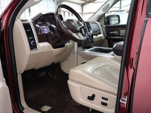 Used 2016 RAM 2500 Laramie AWD/4WD image 30
