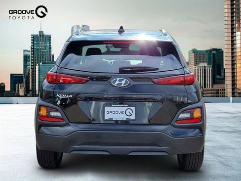 Used 2020 Hyundai Kona SEL Plus w/ Cargo Package image 5