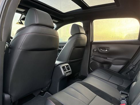 Certified 2025 Acura ADX A-Spec image 18