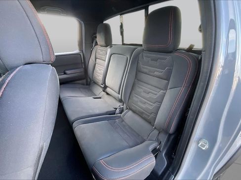 Used 2023 Nissan Frontier PRO-4X w/ Technology Package AWD/4WD image 18