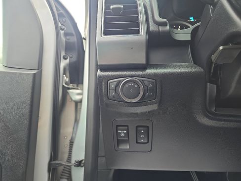 Used 2019 Ford F150 XLT w/ Equipment Group 302A Luxury image 14