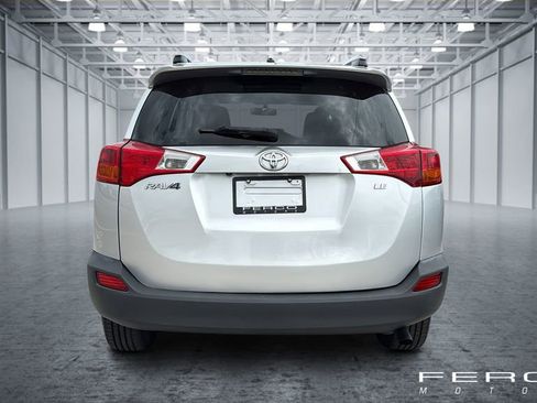 Used 2013 Toyota RAV4 XLE image 4