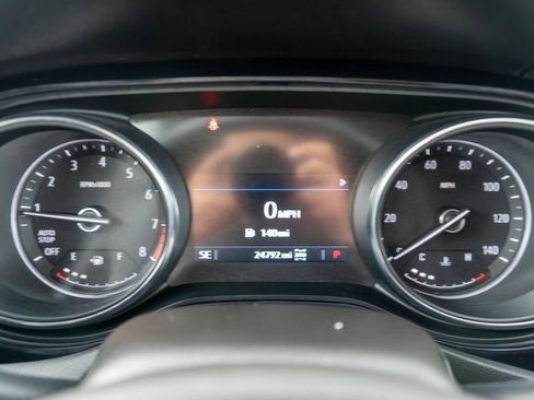 Used 2021 Buick Encore GX Preferred w/ Cold Weather Comfort Package AWD/4WD image 22