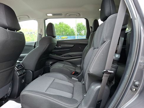 Certified 2025 Subaru Ascent Premium AWD/4WD image 10