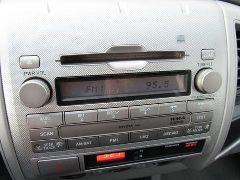 Used 2010 Toyota Tacoma 4x4 Double Cab image 20