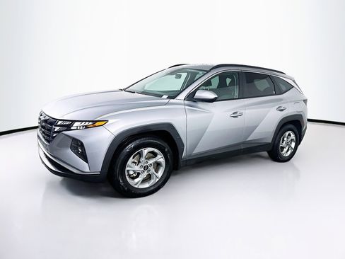 Used 2024 Hyundai Tucson SEL image 3