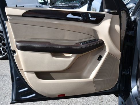 Used 2018 Mercedes-Benz GLE 350 w/ Premium 1 Package image 13